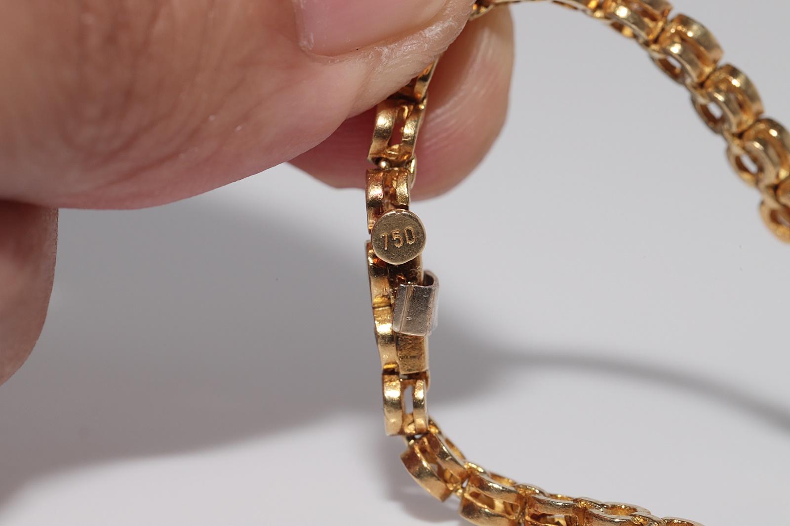 Vintage Circa 1980er Jahre 18k Gold Natürliches Diamant-Tennisarmband mit Dekoration im Angebot 12