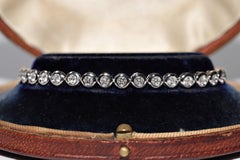 Vintage Circa 1980s 18k Gold Natural Diamond Decorated Tennis Bracelet