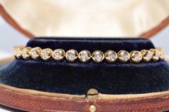 Vintage Circa 1980s 18k Gold Natural Diamond Decorated Tennis Bracelet
