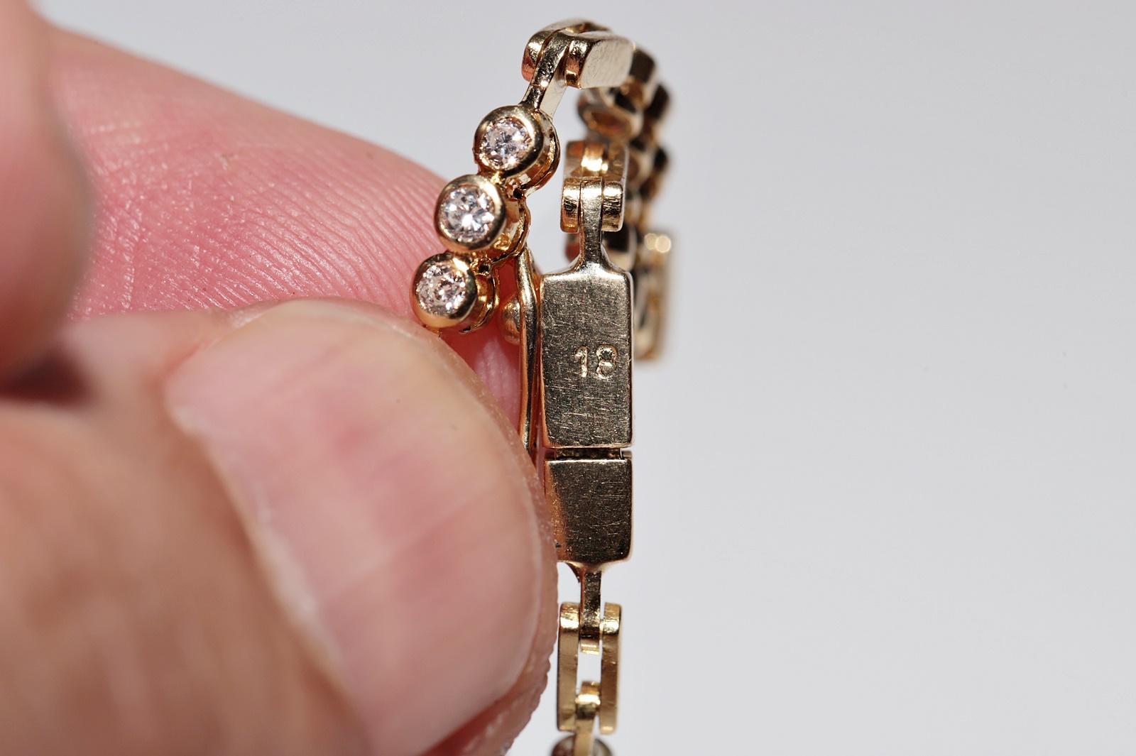 Bracciale da tennis decorato con diamanti naturali in oro 18 ct. d'epoca CIRCA 1980 in vendita 3