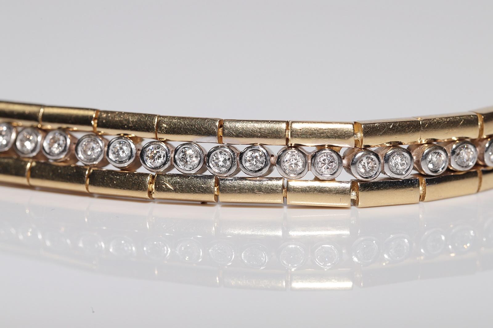 Vintage Circa 1980s 18k Gold Natural Diamond Decorated Tennis Strong Bracelet For Sale 9
