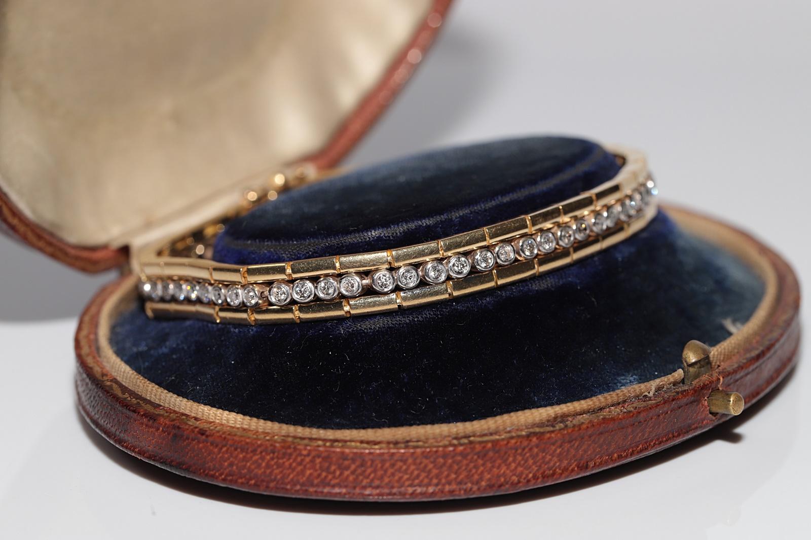 Retro Vintage Circa 1980s 18k Gold Natural Diamond Decorated Tennis Strong Bracelet For Sale