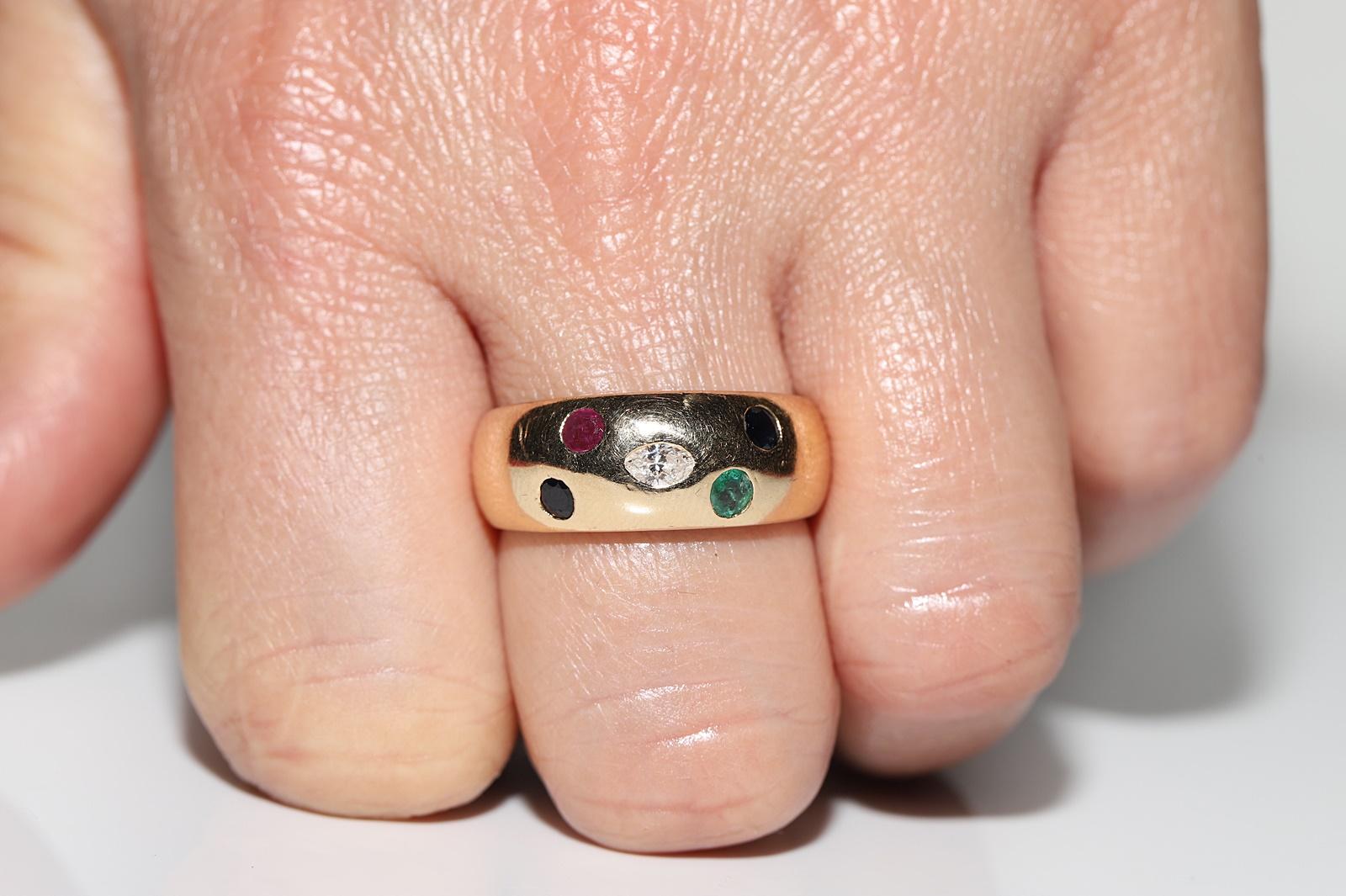Vintage Circa 1980s 18k Gold Natural Diamond Emerald Sapphire Ruby Band Ring  For Sale 6