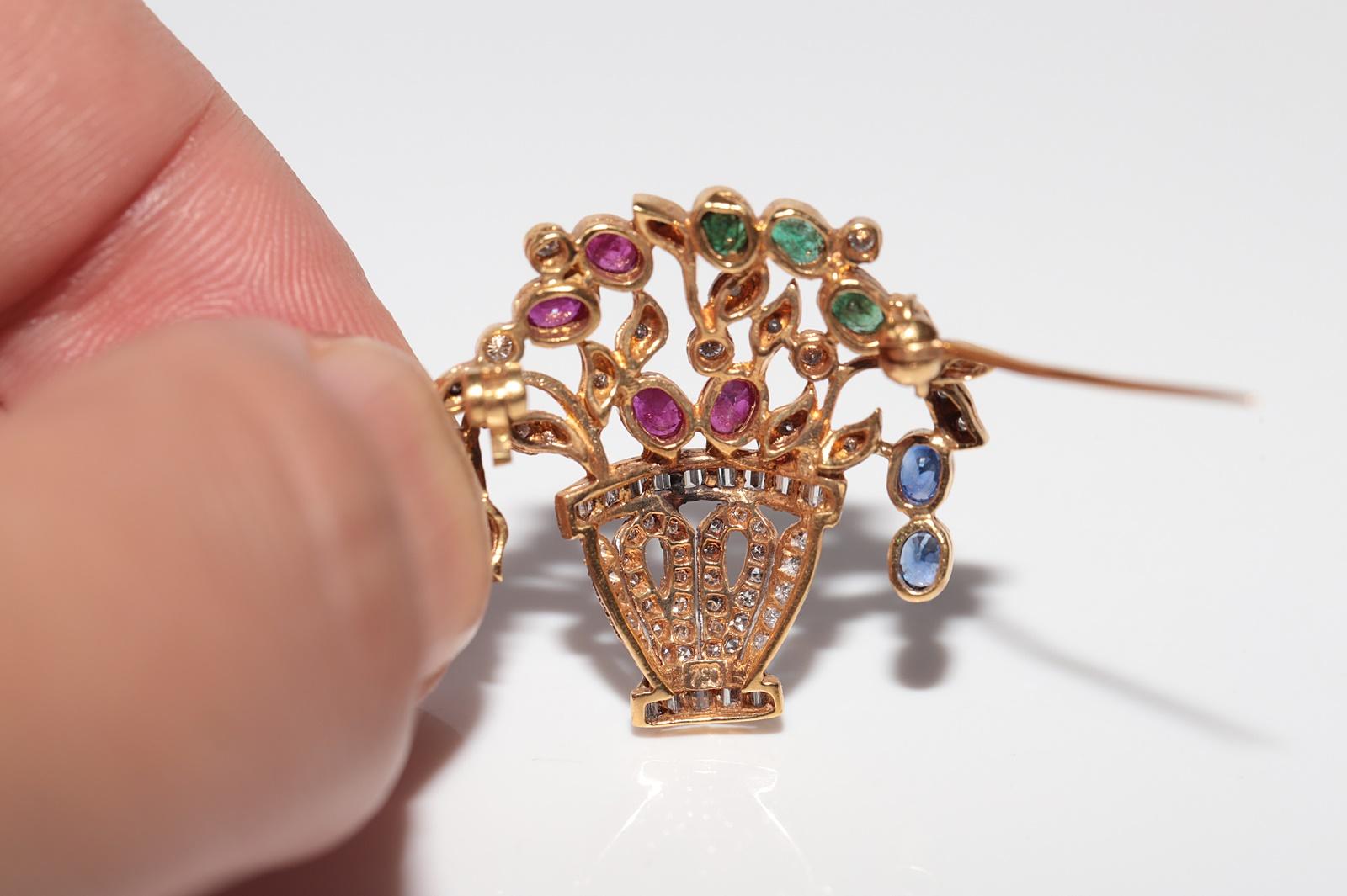 Vintage Circa 1980s 18k Gold Natural Diamond Emerald Sapphire Ruby Brooch For Sale 1