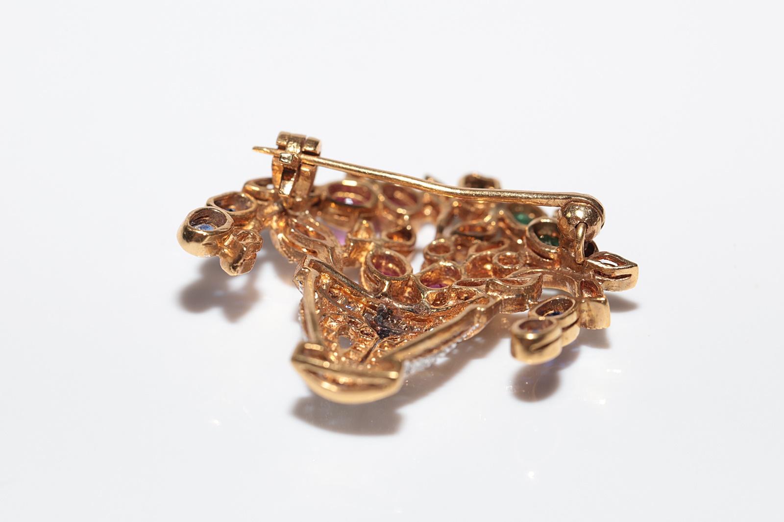 Vintage Circa 1980s 18k Gold Natural Diamond Emerald Sapphire Ruby Brooch For Sale 3