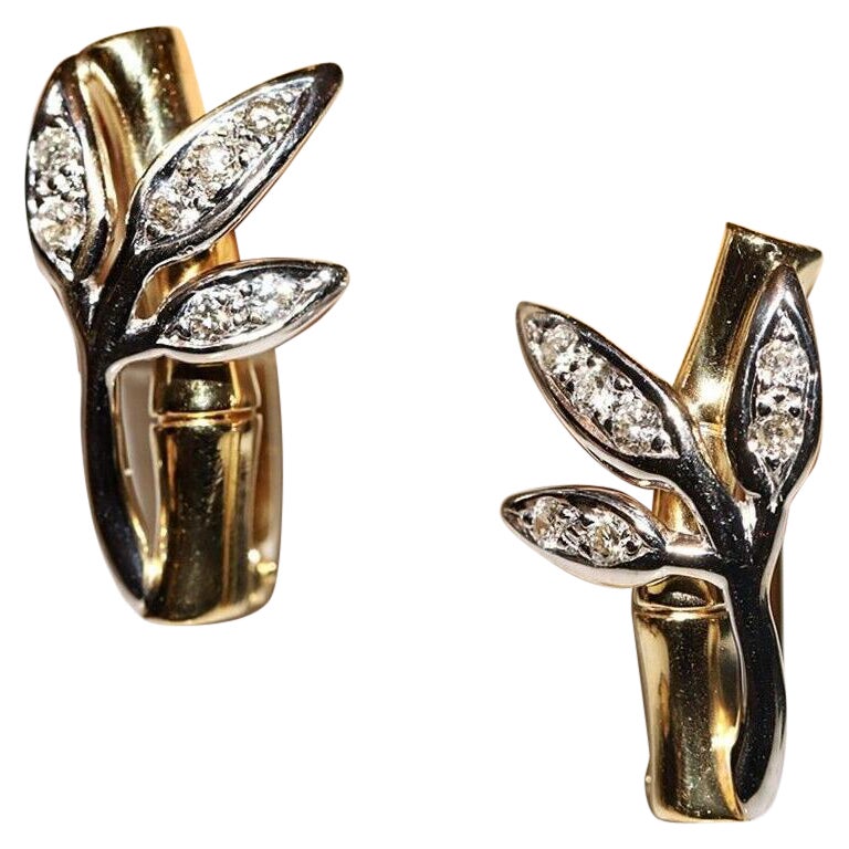 Vintage Circa 1980s 18k Gold Natural Diamond Ivy Style Earring For Sale