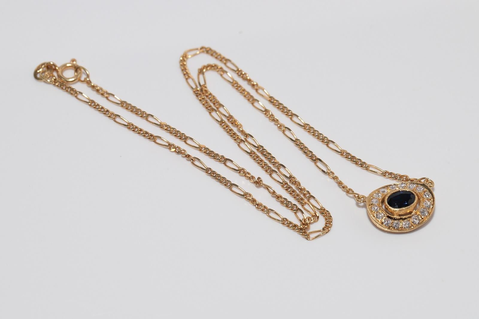 Vintage Circa 1980s 18k Gold Natural Diamond Oval Cut Sapphire Pendant Necklace For Sale 8