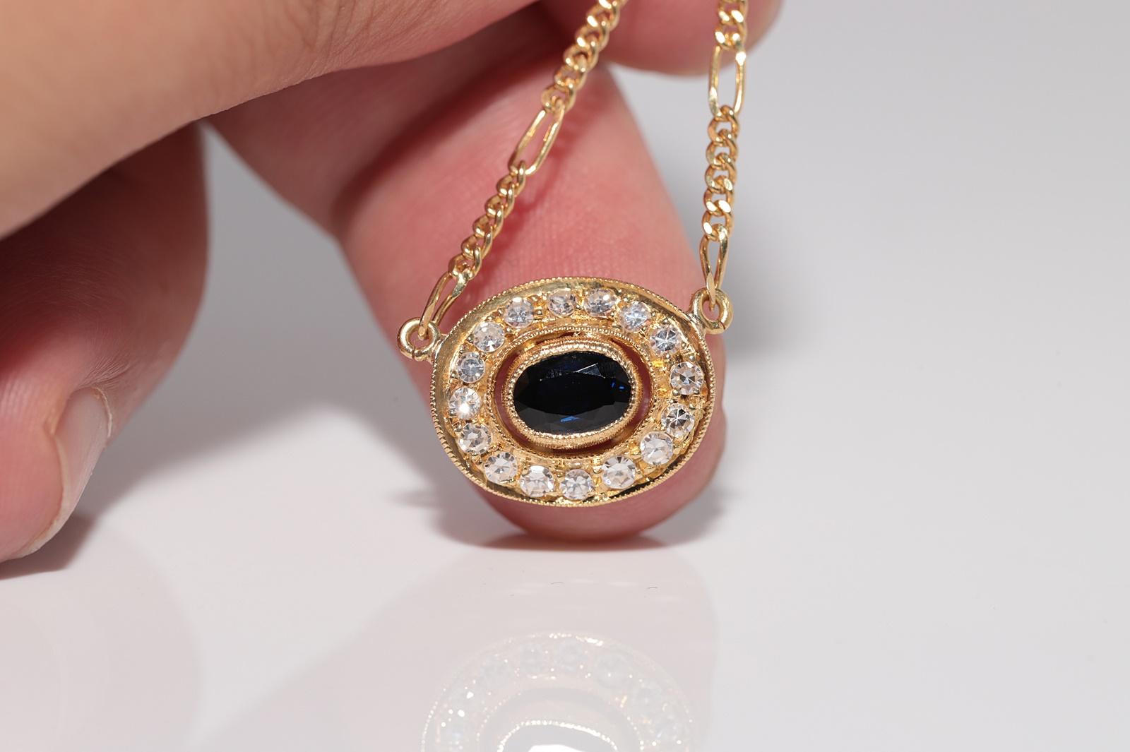 Women's Vintage Circa 1980s 18k Gold Natural Diamond Oval Cut Sapphire Pendant Necklace For Sale
