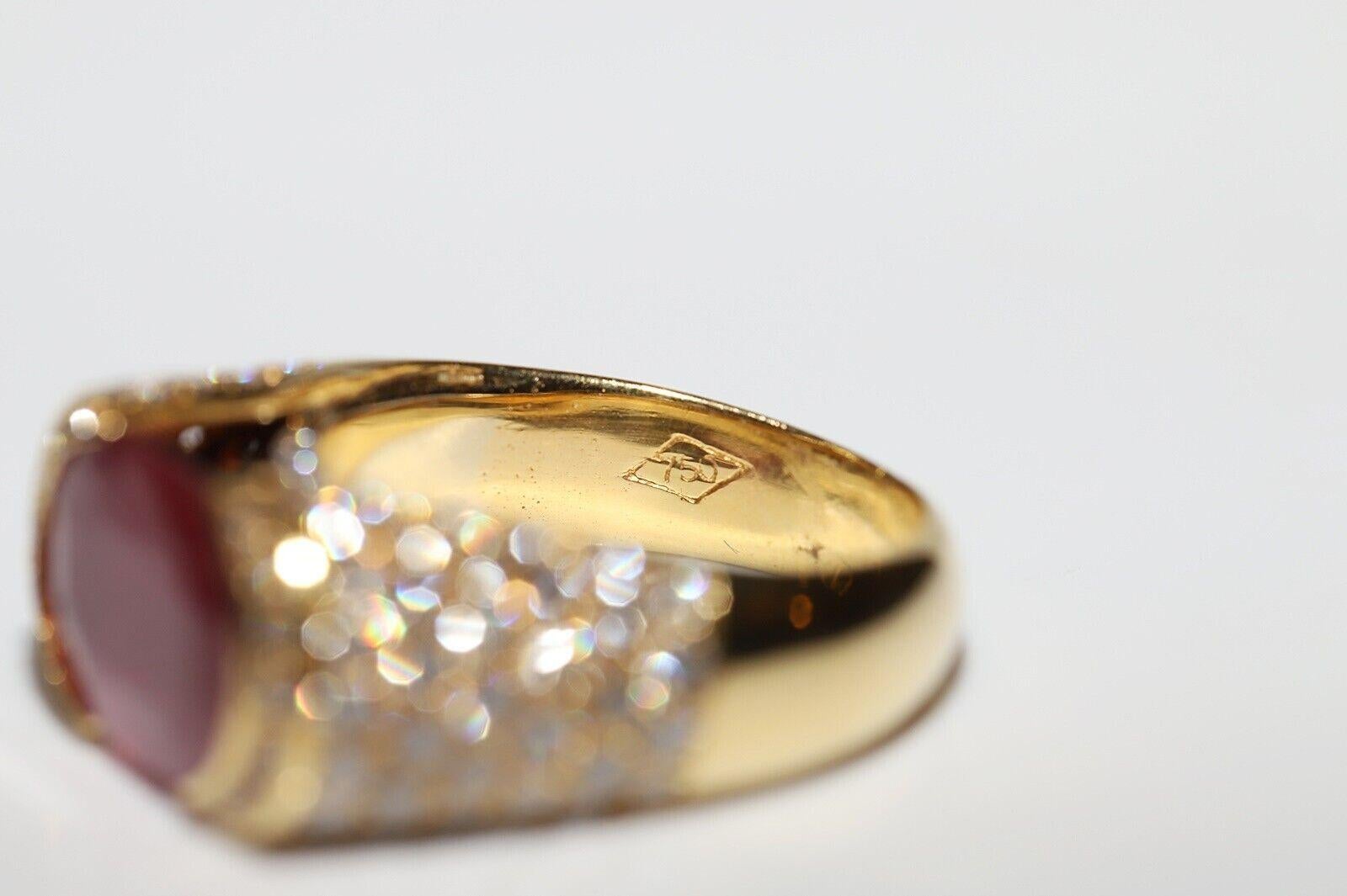 Taille brillant Vintage Circa 1980 Gold 18k Natural Diamond Ruby Decorated Strong Ring (Bague forte ornée de diamants naturels et de rubis) en vente