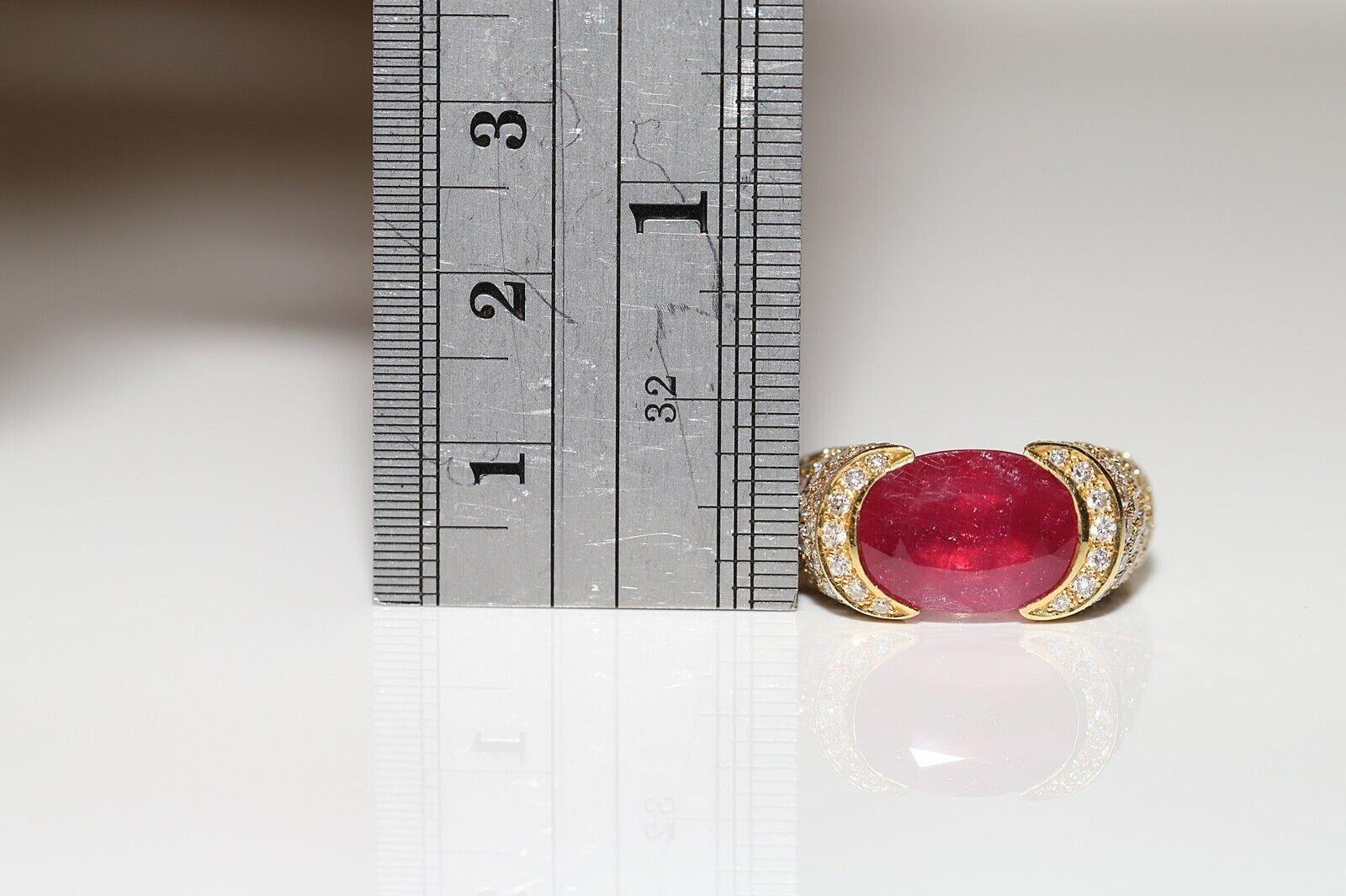 Vintage Circa 1980s 18k Gold Natural Diamond Ruby Decorated Strong Ring In Good Condition For Sale In Fatih/İstanbul, 34