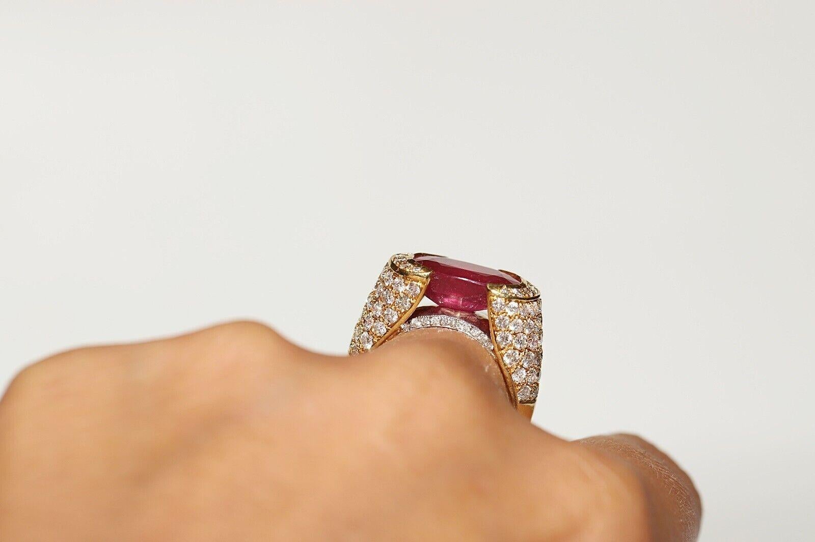 Vintage Circa 1980s 18k Gold Natural Diamond Ruby Decorated Strong Ring For Sale 1