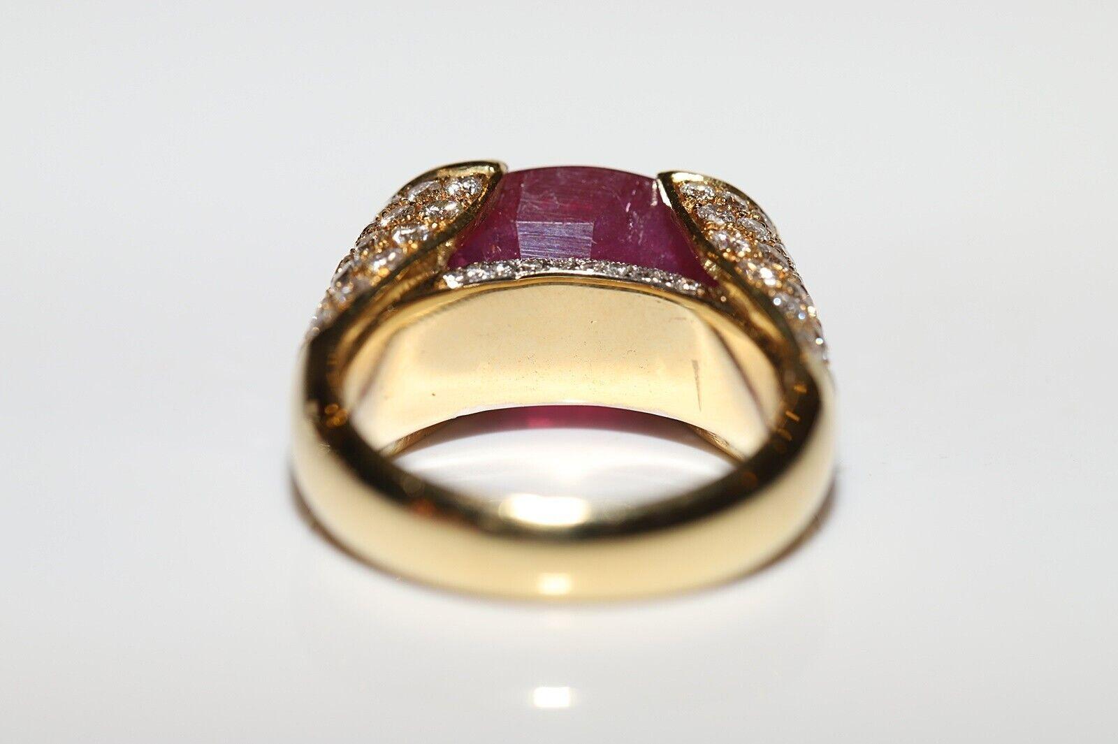 Vintage Circa 1980s 18k Gold Natural Diamond Ruby Decorated Strong Ring For Sale 3