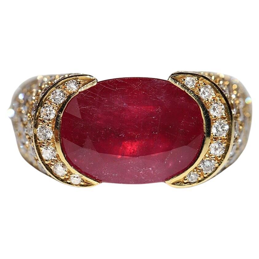 Vintage Circa 1980s 18k Gold Natural Diamond Ruby Decorated Strong Ring For Sale