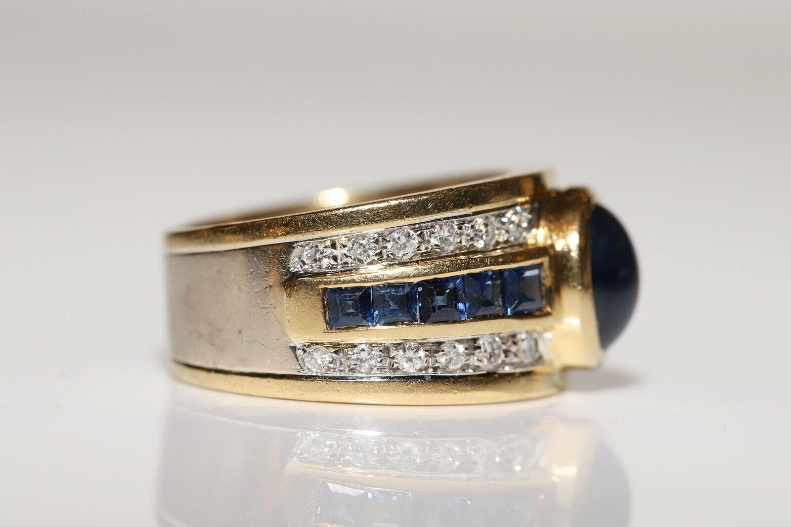 Retro Vintage Circa 1980s 18k Gold Natural Diamond Sapphire Decorated Ring For Sale