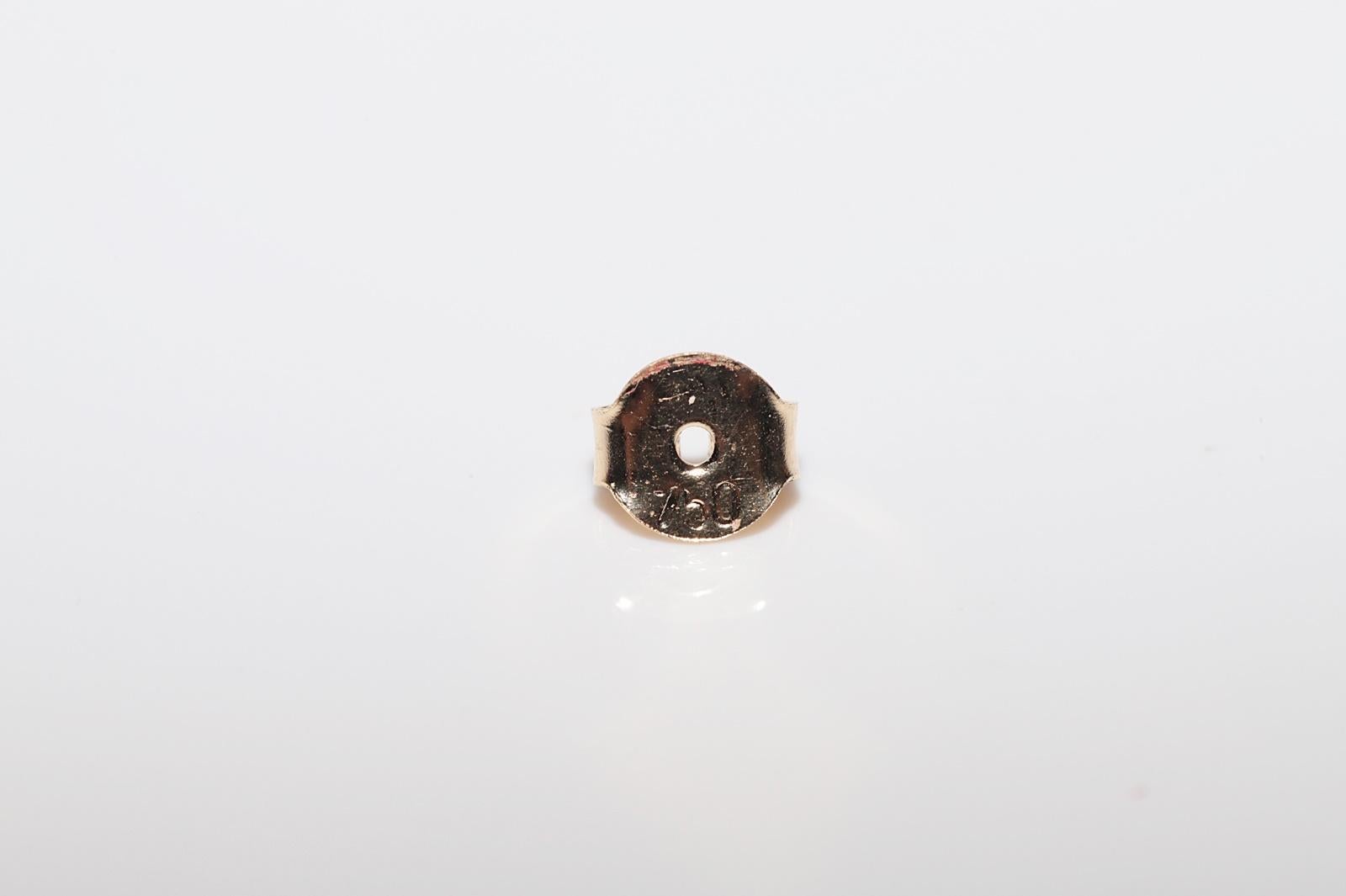 Vintage Circa 1980s 18k Gold Natural Diamond Solitaire Earring For Sale 6