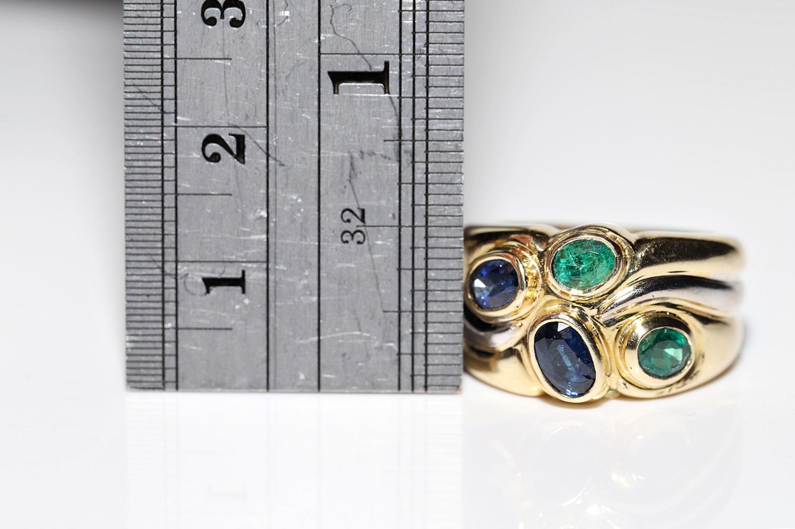 Vintage Circa 1980er Jahre 18k Gold Natürlicher Smaragd und Saphir Dekorierter Ring im Angebot 7