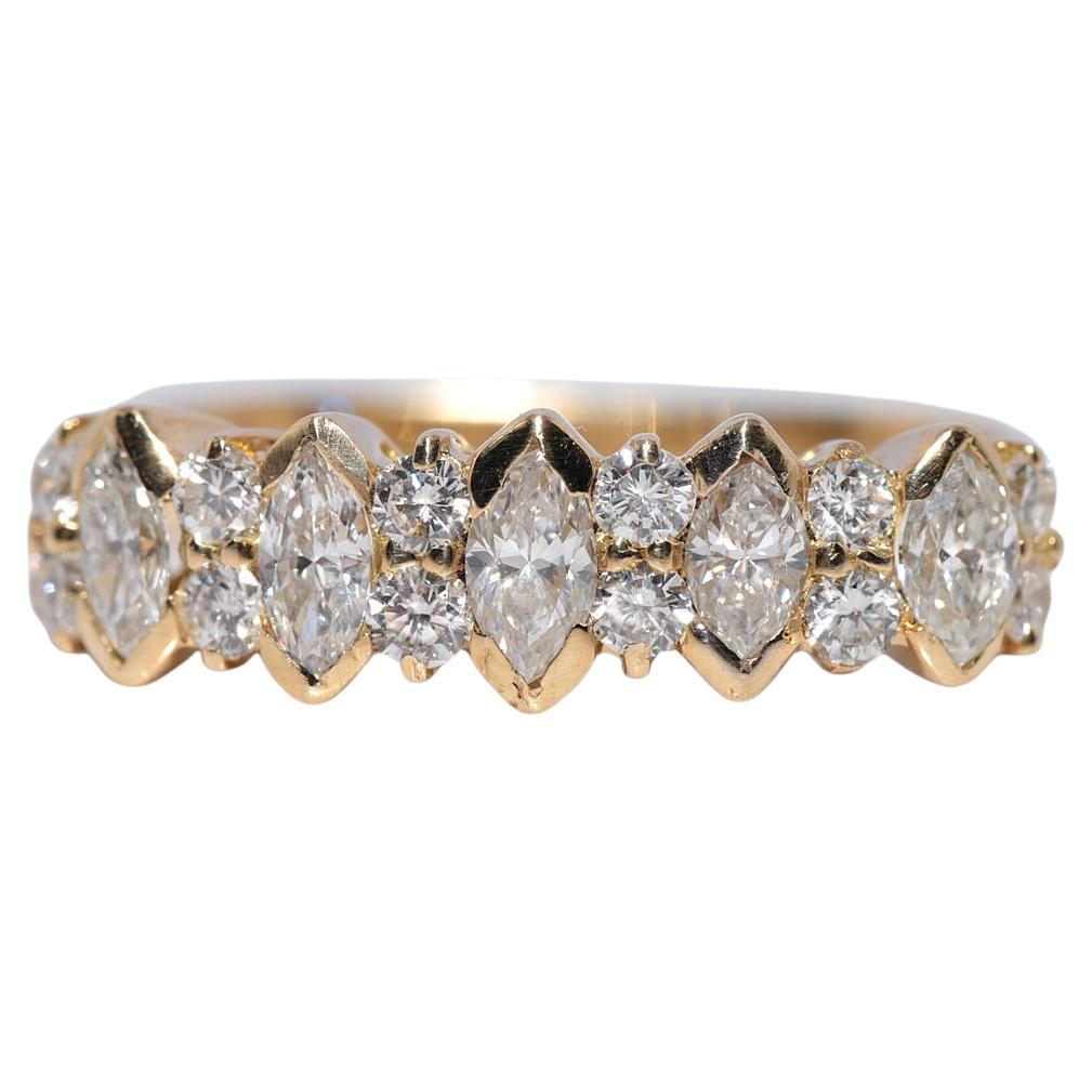 Vintage Circa 1980s 18k Gold Natural Marquise Cut And Brilliant Cut Diamond Ring For Sale