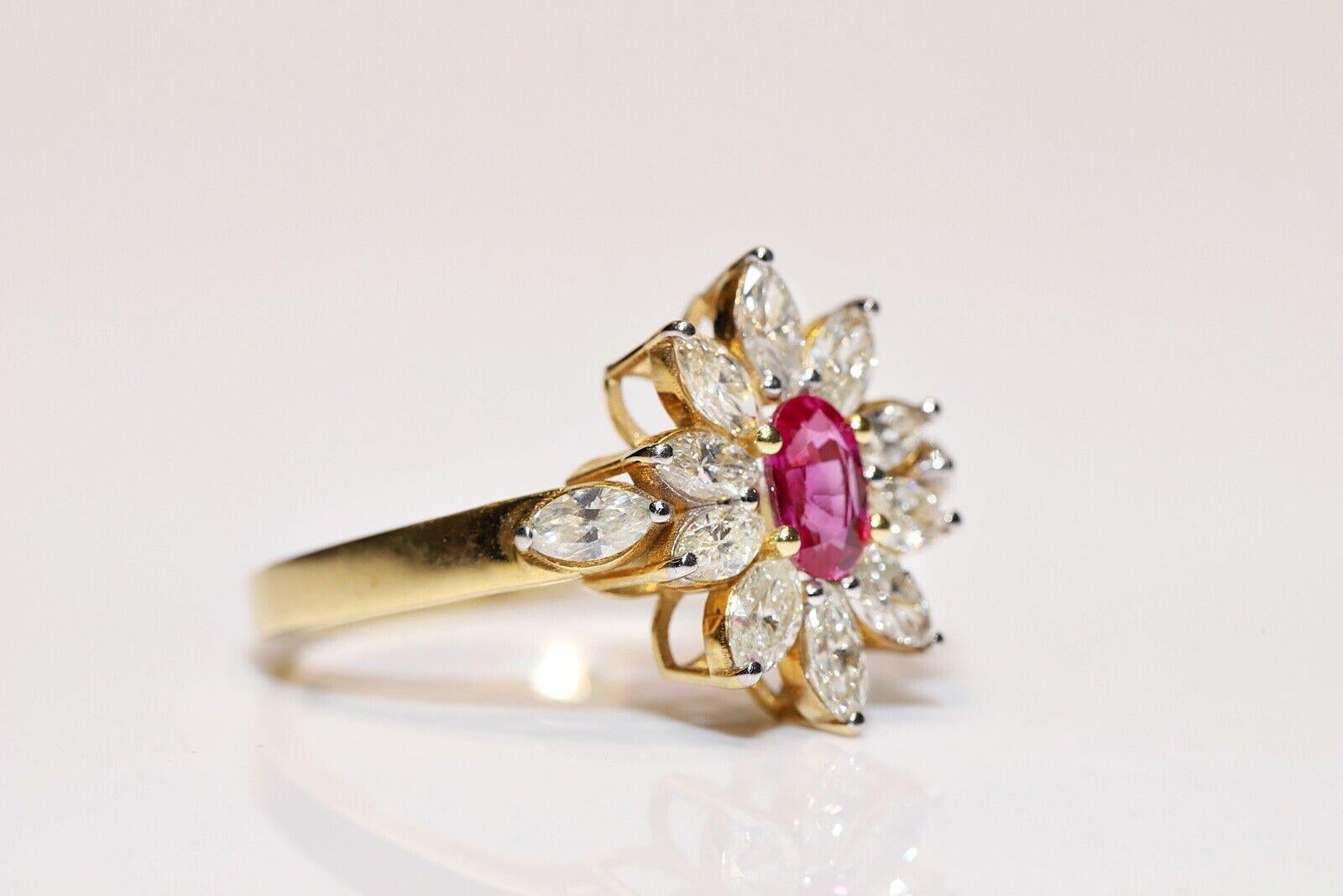 Vintage Circa 1980s 18k Gold Natural Marquise Cut Diamond And Ruby Ring For Sale 4