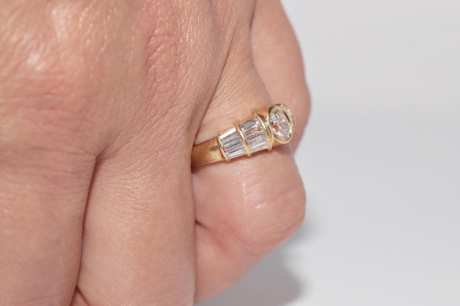 Anello con diamante naturale taglio ovale e taglio baguette in oro 18 carati, vintage, anni '80 circa in vendita 10