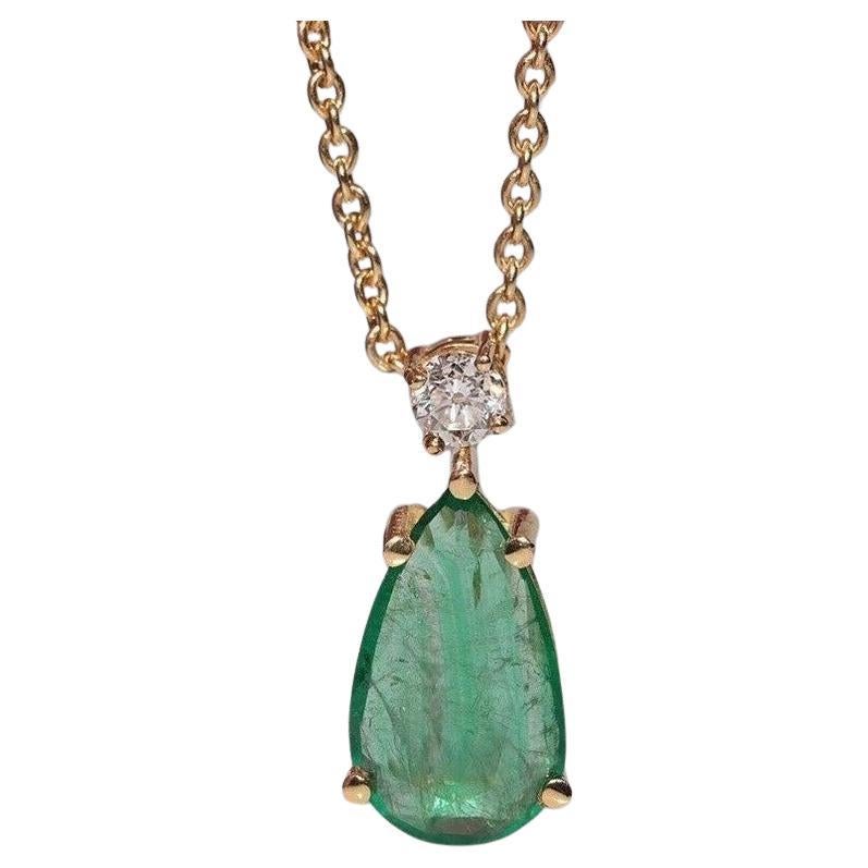 Vintage CIRCA 1980er Jahre 18k Gold natürlichen Birnenschliff Smaragd und Diamant-Halskette