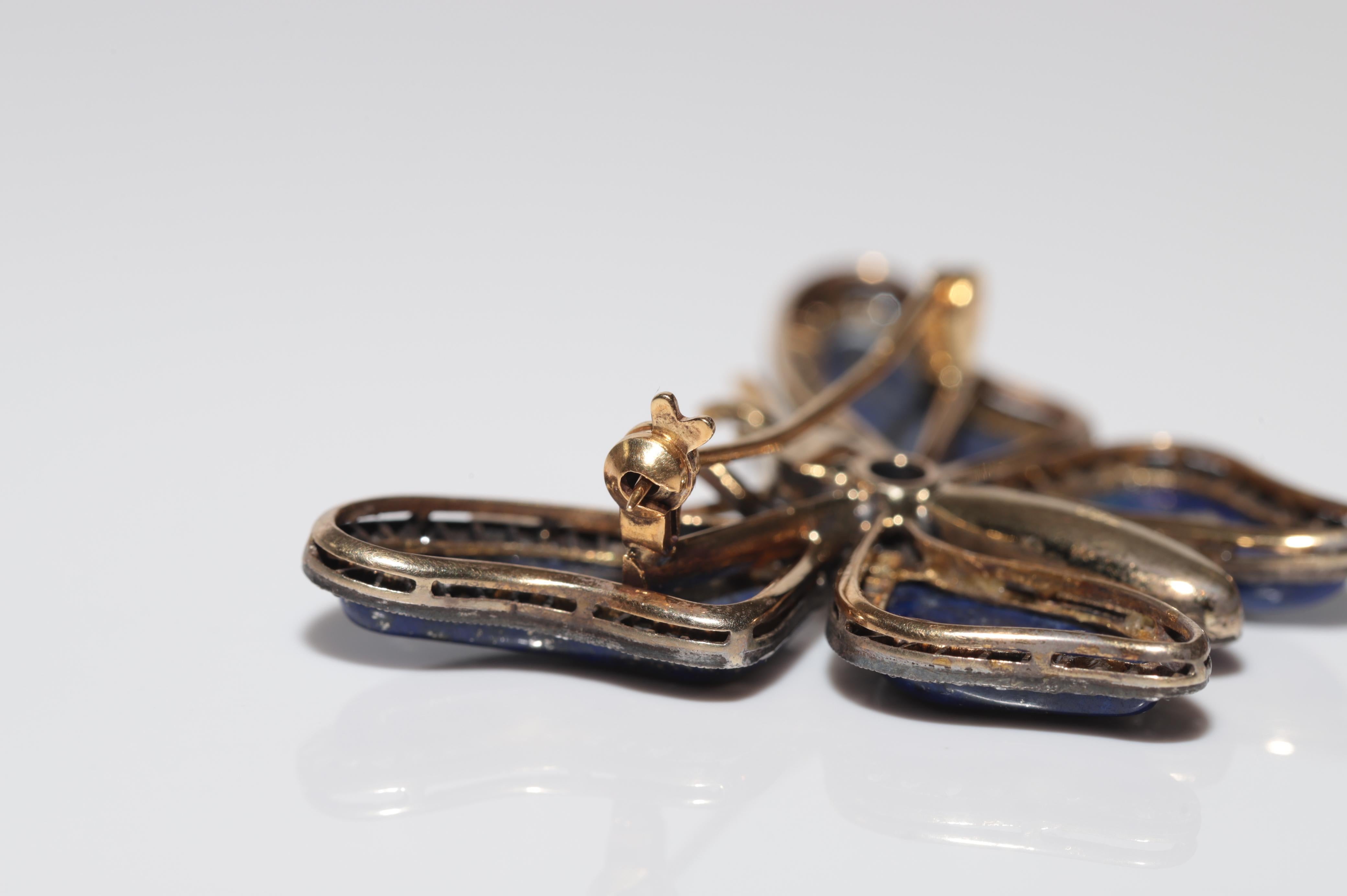 Vintage Circa 1980s 18k Gold Top Silver Lapis Natural Diamond Butterfly Brooch For Sale 9