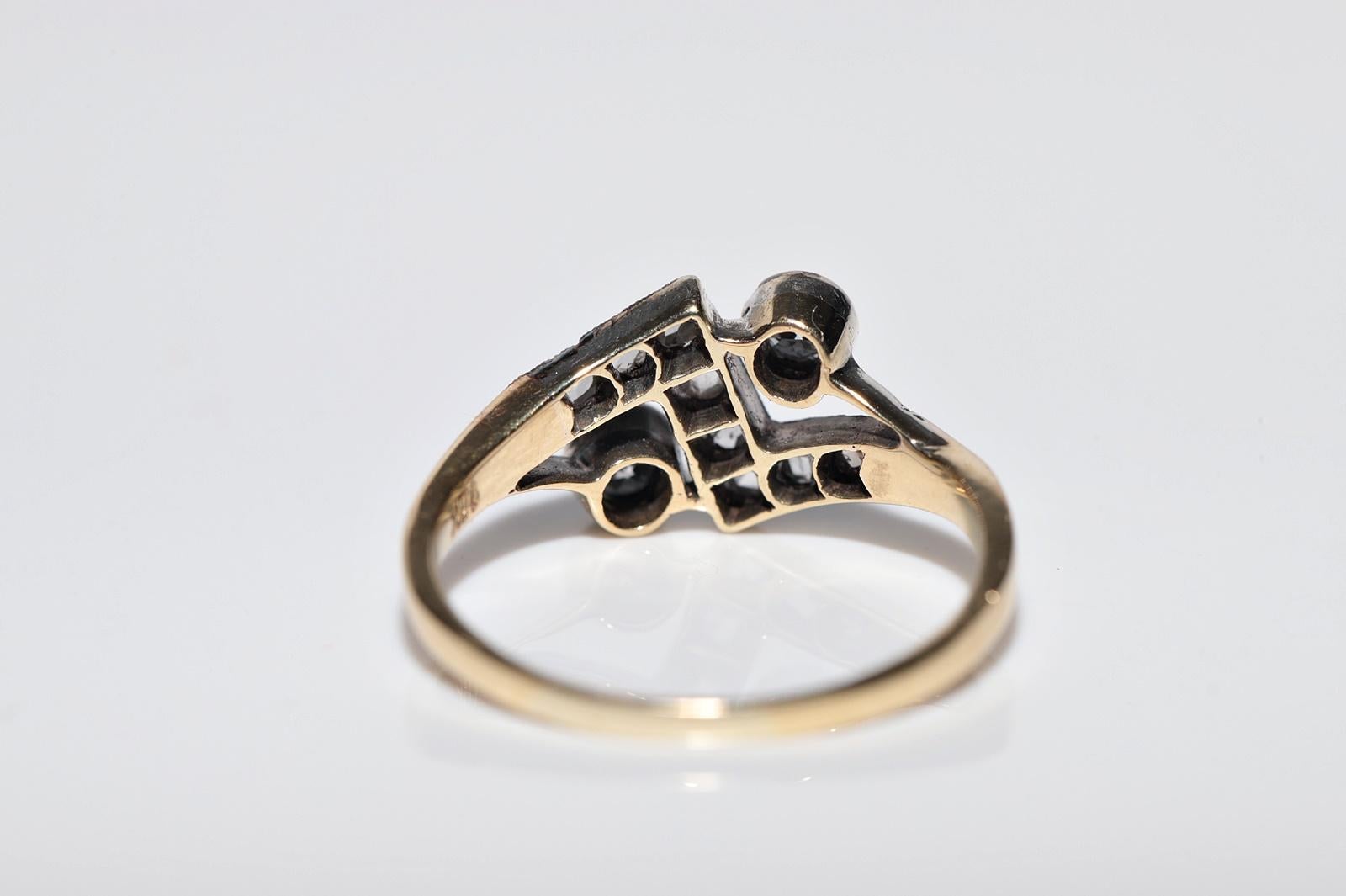 Vintage Circa 1980s 18k Gold Top Silver Natural Diamond Decorated Ring For Sale 5