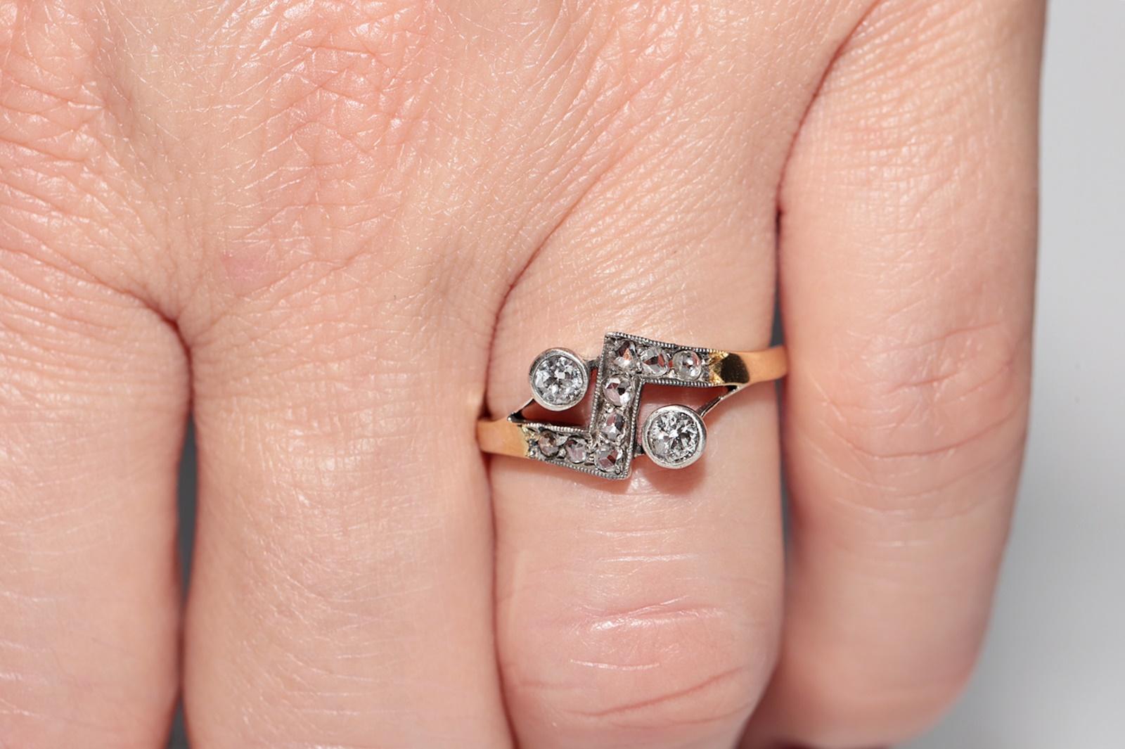 Vintage Circa 1980s 18k Gold Top Silver Natural Diamond Decorated Ring For Sale 9