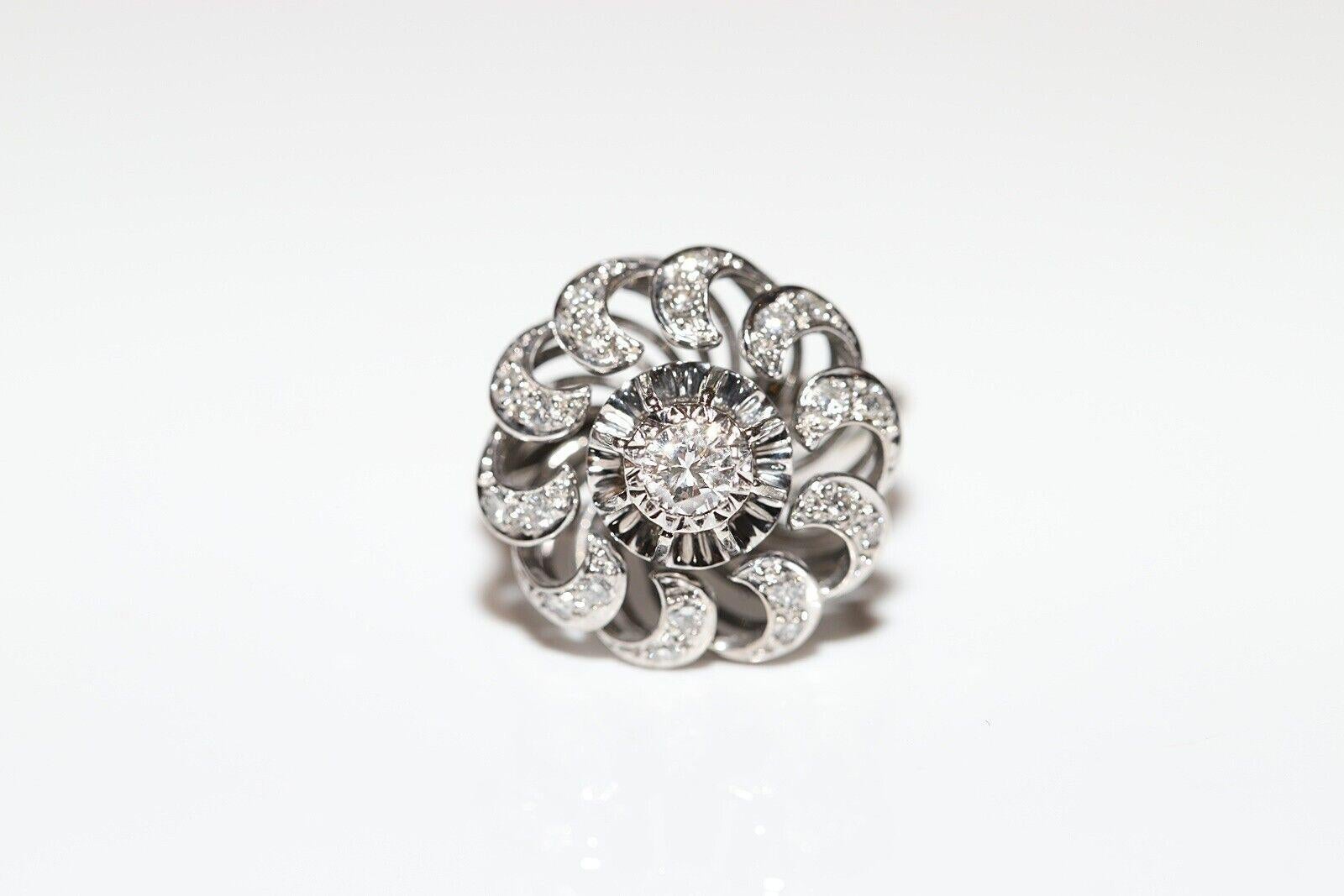 Anello forte decorato con diamanti naturali in oro bianco 18 carati, CIRCA GLI ANNI 80 in vendita 1