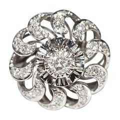 Vintage Circa 1980s 18k White Gold Natural Diamond Decorated Strong Ring