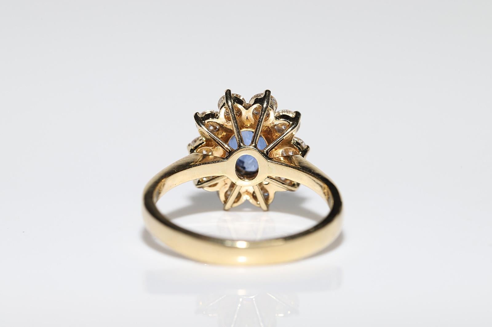 Women's Vintage Circa 1980s 18kGold Natural Diamond And Tanzanite Decorated Ring For Sale