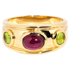 Vintage circa 1980s 9 Karat Gelbgold Rhodolith Granat Peridot Cabochon Ring