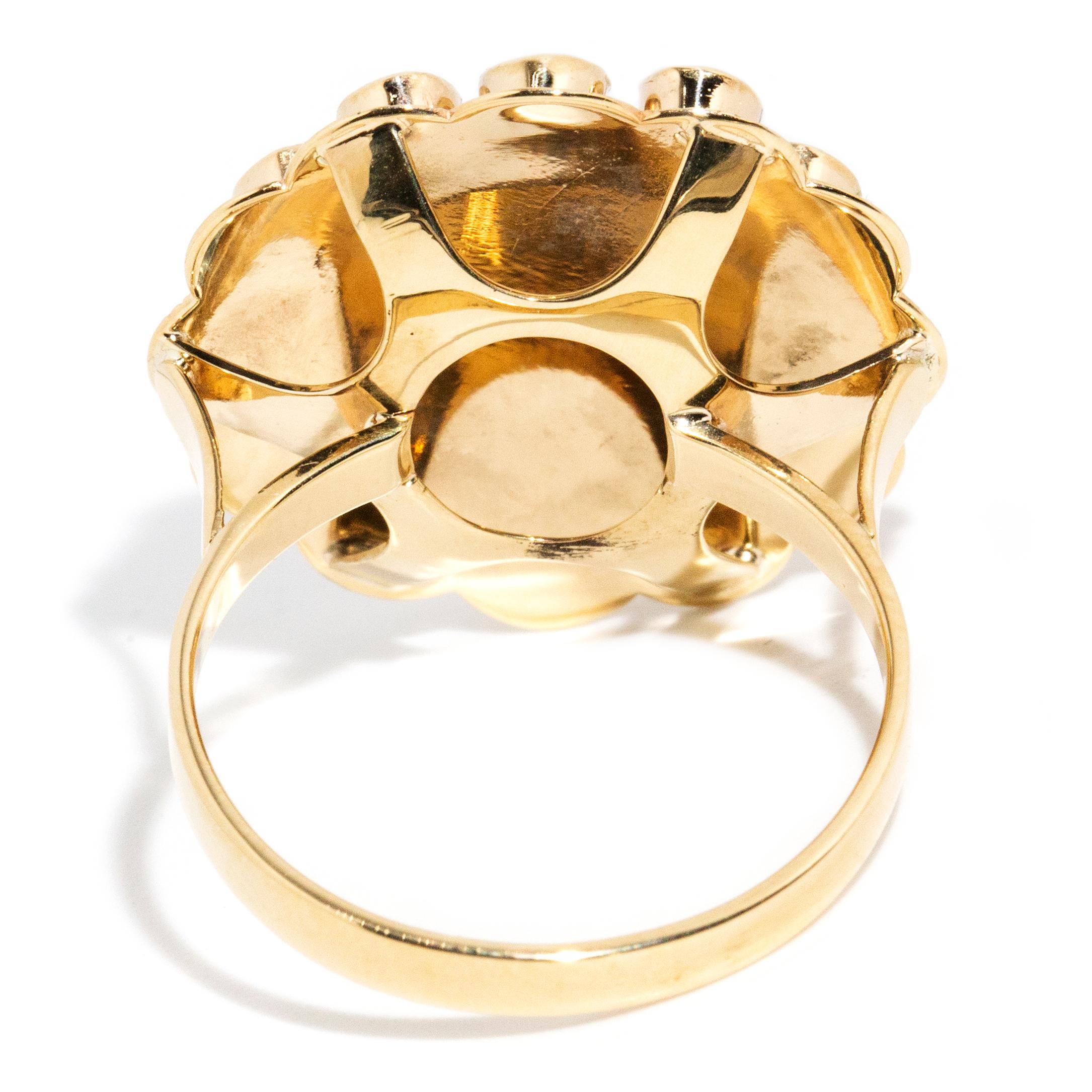 Vintage Circa 1980s Bohemian Garnet Starburst Cluster Ring 14 Carat Yellow Gold For Sale 1