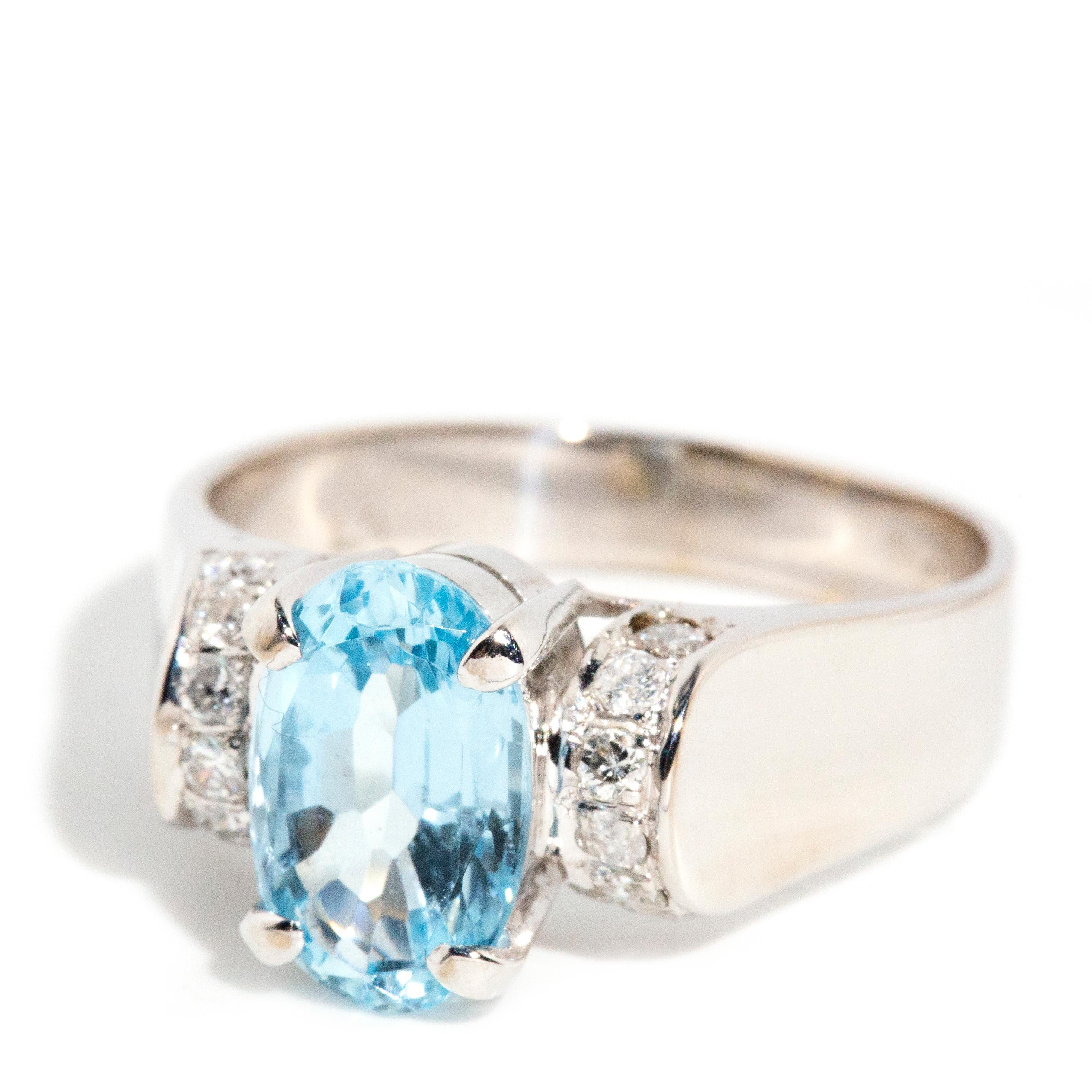 Vintage Circa 1980s Bright Blue Aquamarine & Diamond Ring 14 Carat White Gold In Good Condition For Sale In Hamilton, AU
