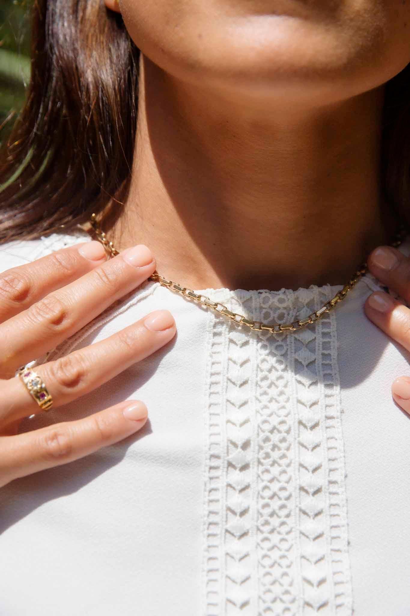 Forged in 9 carat yellow gold, this luxurious vintage chain, circa 1980s, features oval cable links and is finished with a bolt ring clasp. Her name is The Bindi Chain. She is perfect draped on the chest no matter the time or place.

Size
The length