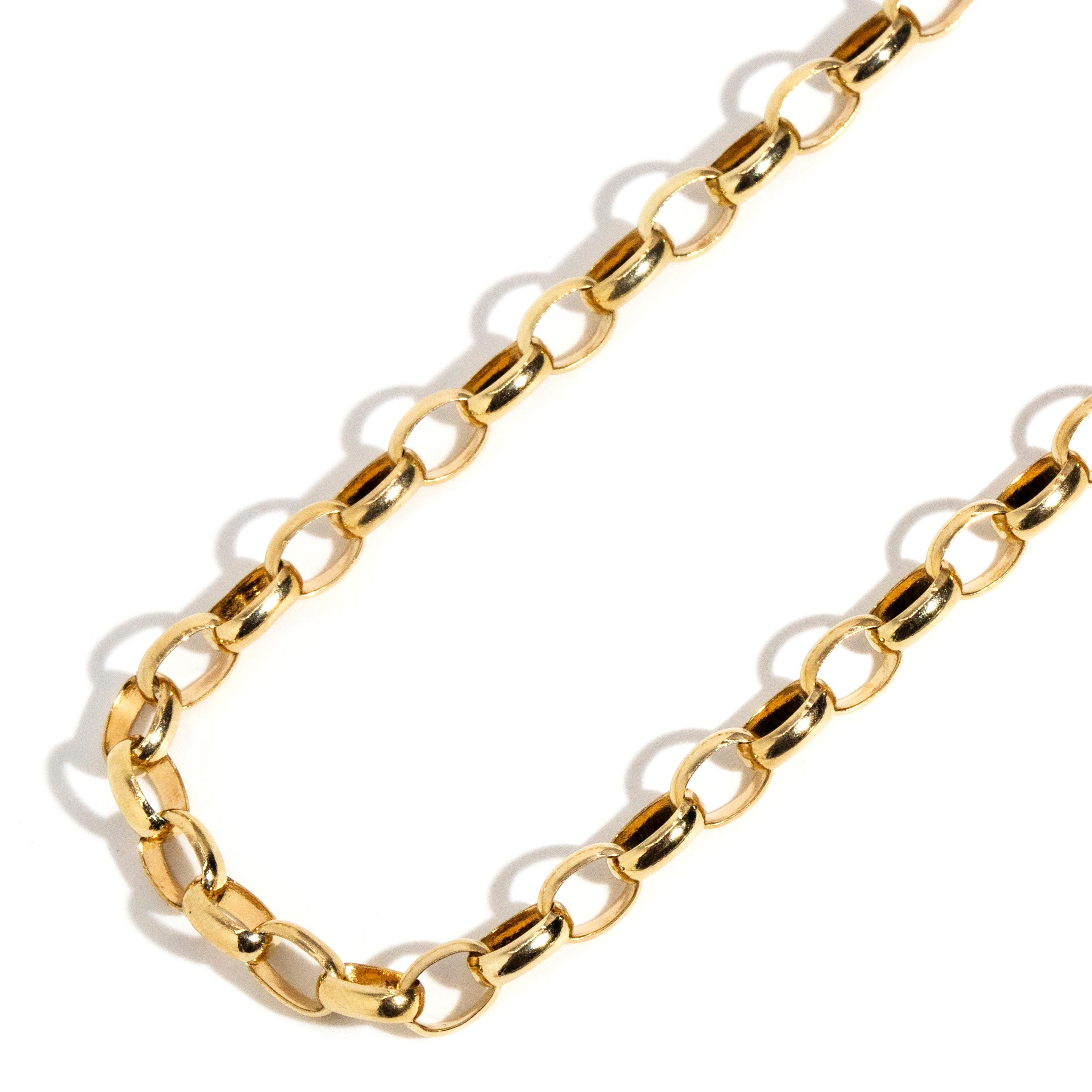 Modern Vintage Circa 1980s Diamond Cut Heavy Oval Link Chain 9 Carat Yellow Gold For Sale