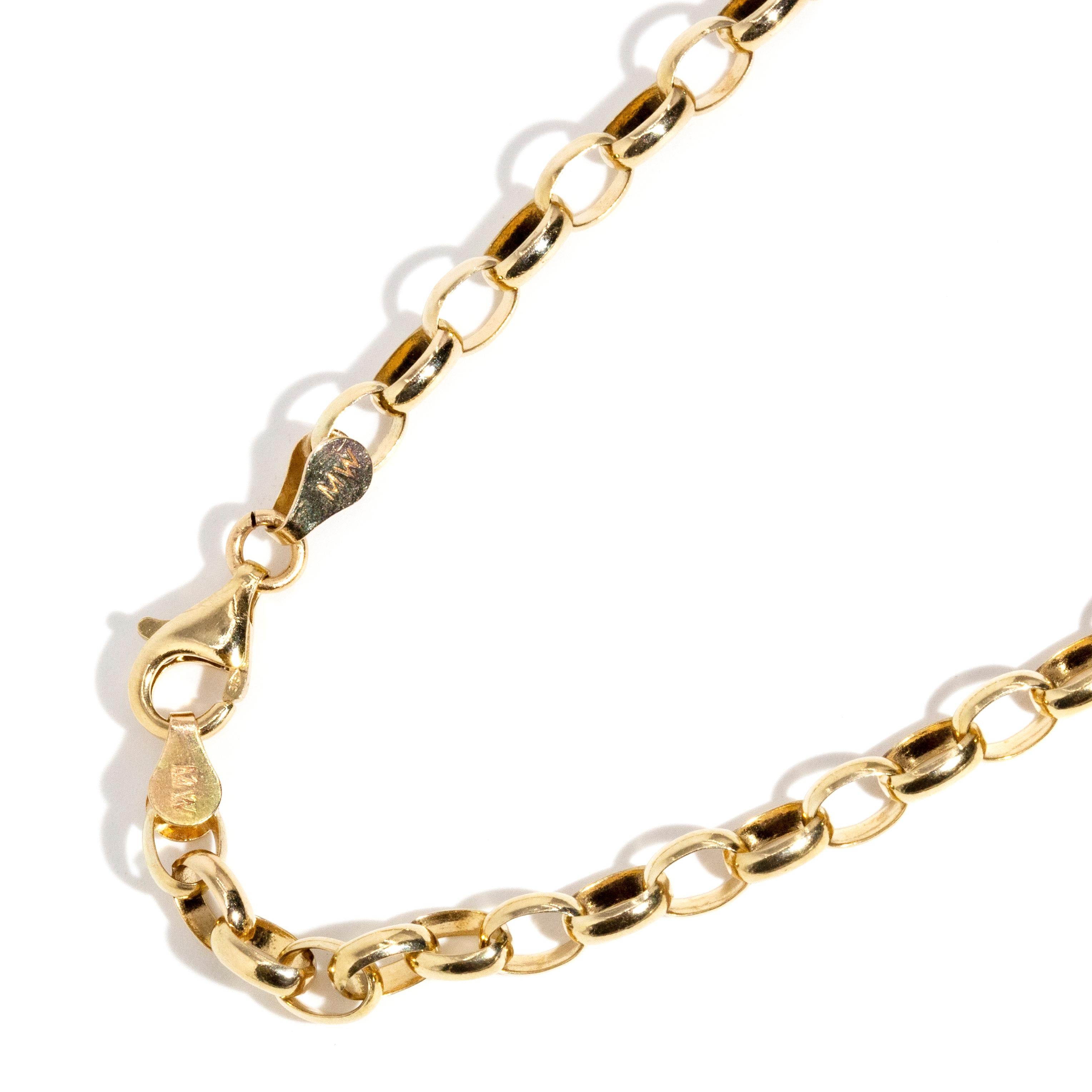 Vintage Circa 1980s Diamond Cut Heavy Oval Link Chain 9 Carat Yellow Gold For Sale 4