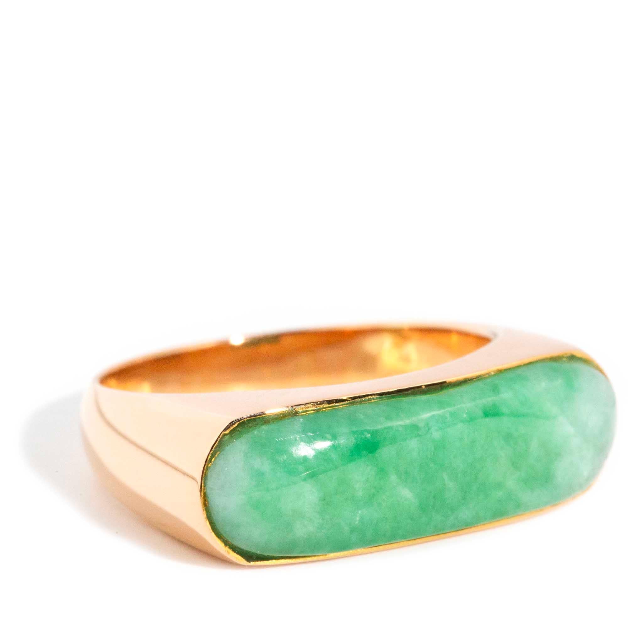 Modern Vintage Circa 1980s Elongated Solitaire Jadeite Jade Cabochon Ring 20 Carat Gold