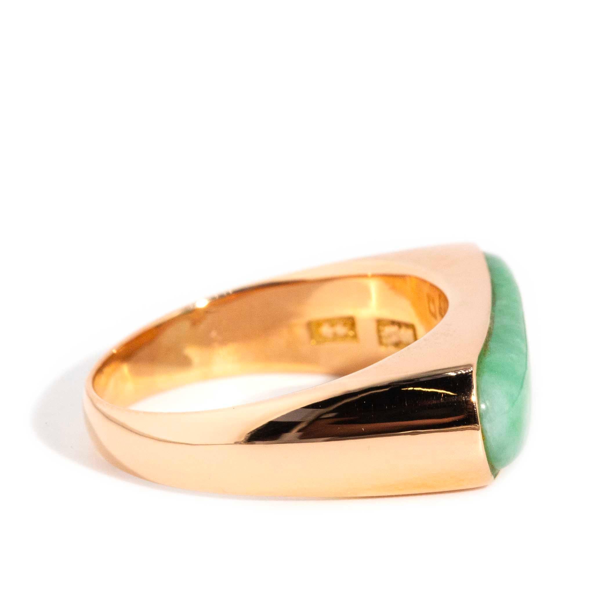 Vintage Circa 1980s Elongated Solitaire Jadeite Jade Cabochon Ring 20 Carat Gold 2