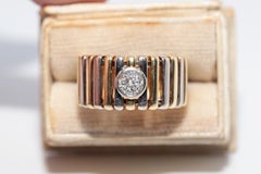 Vintage Circa 1980s Hecho a mano 14k Oro Diamante Natural Solitario Anillo Fuerte