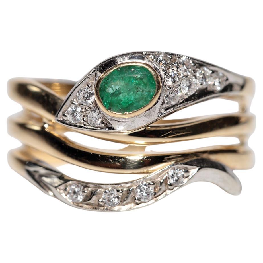 Vintage Circa 1980s Handcrafted  18k Gold Natural Diamond And Emerald Snake Ring