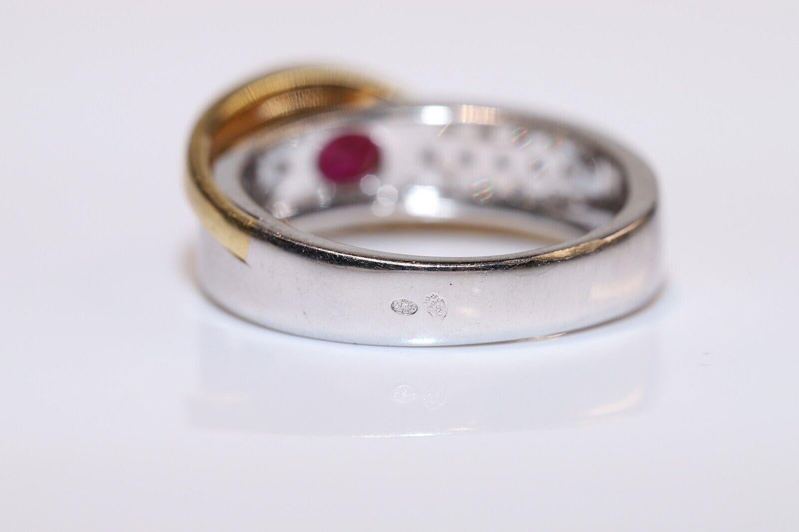 Vintage Circa 1980s Handcrafted 18k Gold Natural Diamond And Ruby Ring For Sale 1