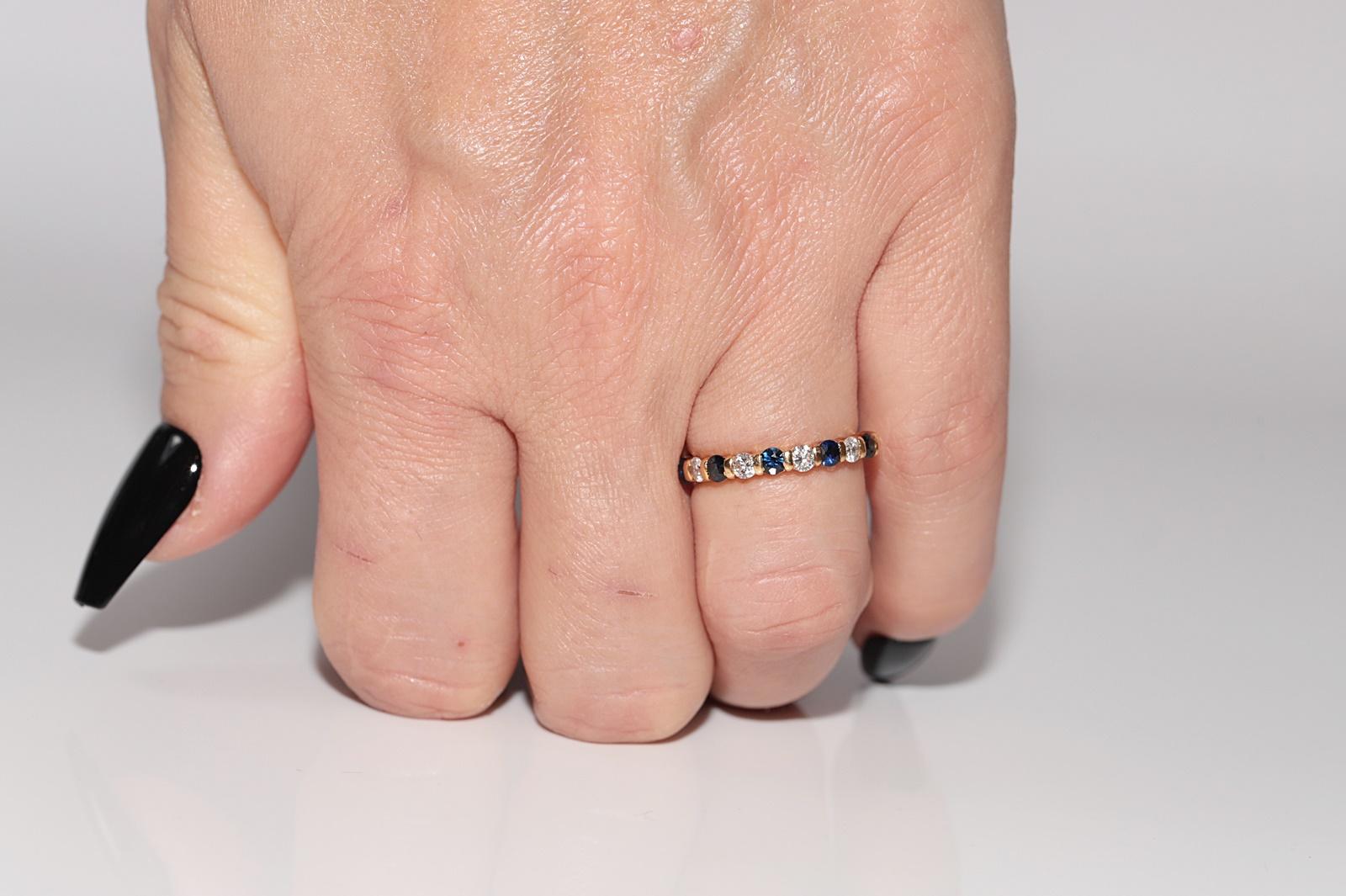 Anillo vintage artesanal de oro de 18 quilates con zafiro y diamantes naturales de la década de 1980 en venta 7
