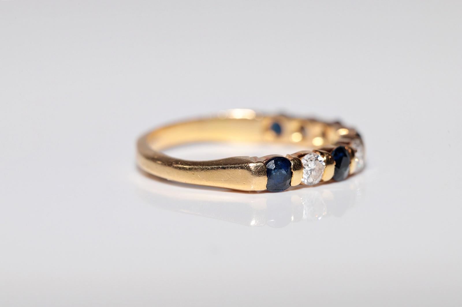 Anillo vintage artesanal de oro de 18 quilates con zafiro y diamantes naturales de la década de 1980 en venta 1
