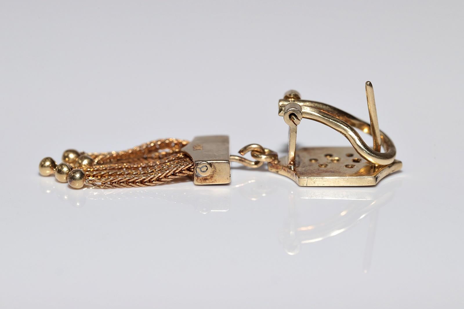 Vintage Circa 1980er Jahre Handgefertigter 18k Gold natürlicher Diamant-Emaille-Tropfen-Ohrring im Angebot 4