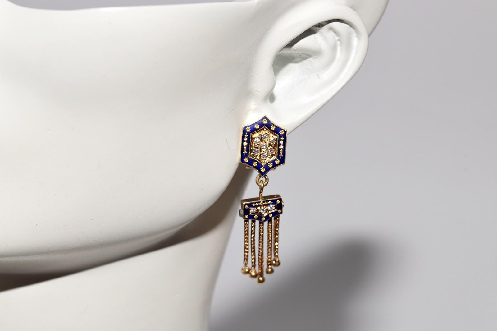 Vintage Circa 1980er Jahre Handgefertigter 18k Gold natürlicher Diamant-Emaille-Tropfen-Ohrring im Angebot 9