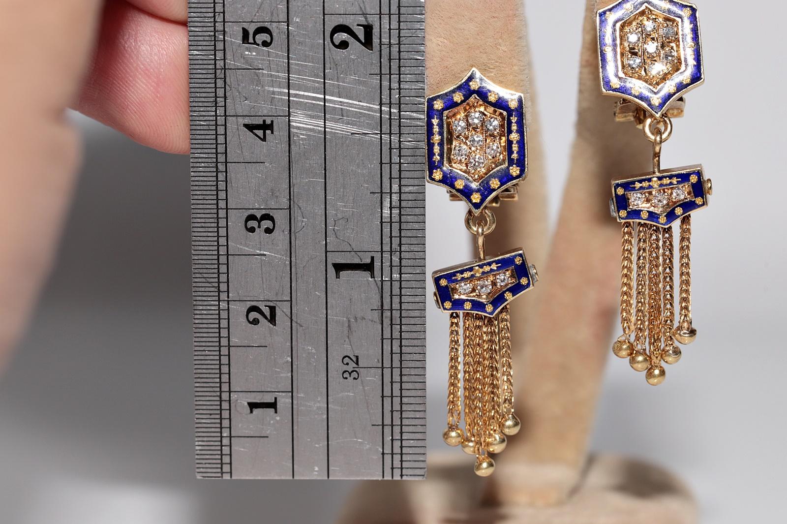 Vintage Circa 1980er Jahre Handgefertigter 18k Gold natürlicher Diamant-Emaille-Tropfen-Ohrring Damen im Angebot