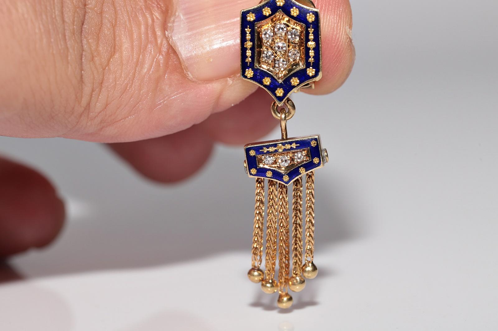 Vintage Circa 1980er Jahre Handgefertigter 18k Gold natürlicher Diamant-Emaille-Tropfen-Ohrring im Angebot 2
