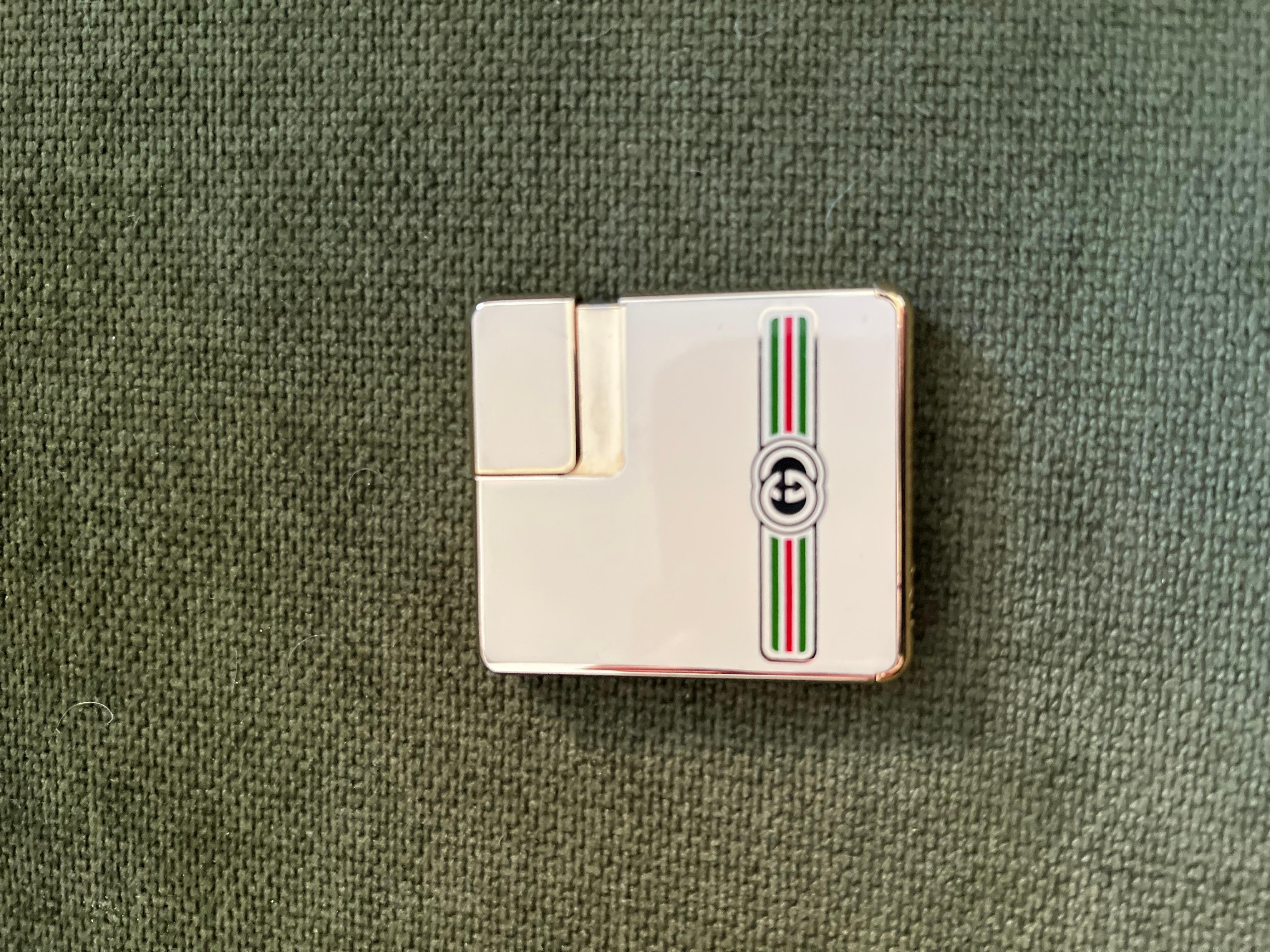 Vintage Circa 1980 Logo Gucci Lights En Plaqué Or 18K & Émail Crème 13