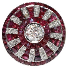 Vintage Circa 1980 Bague décorée de diamants naturels et de rubis calibre