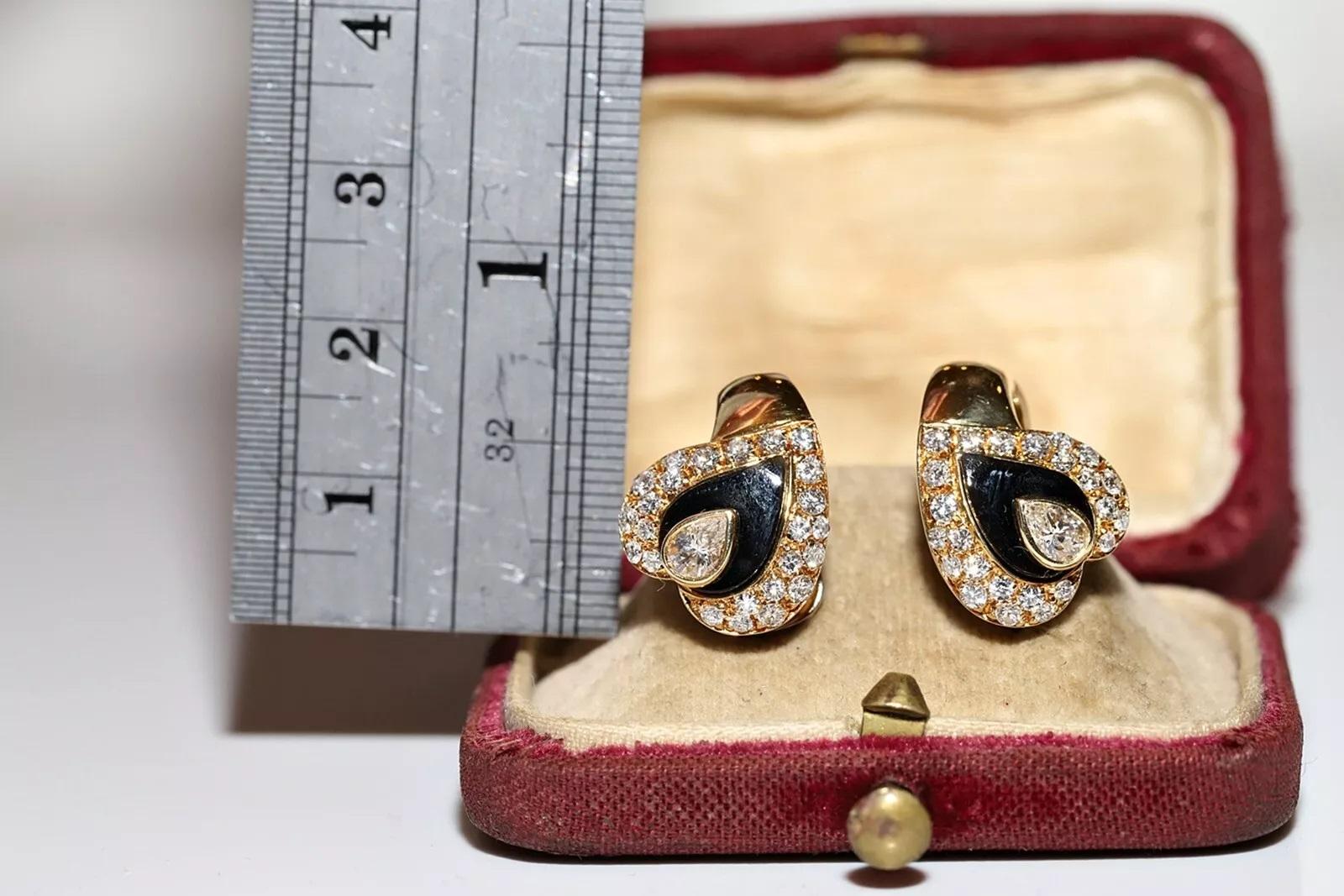 Brilliant Cut Vintage Circa 1980s Natural Diamond And Onyx Decorated Earring For Sale